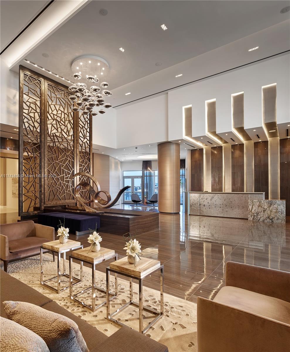 MARINA PALMS RESIDENCES N - Residential