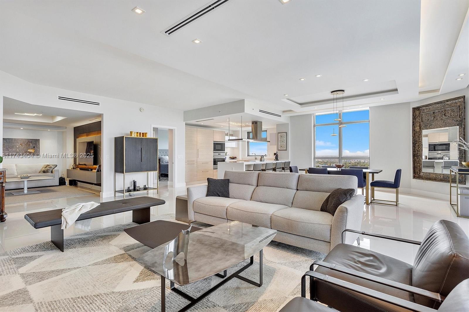 MARINA PALMS RESIDENCES N - Residential
