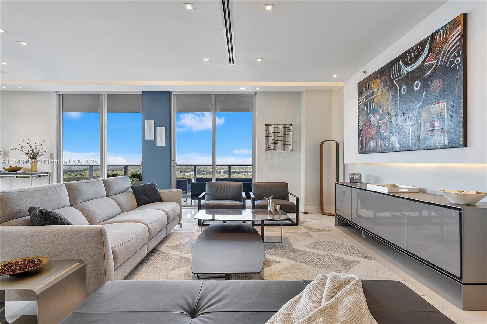 MARINA PALMS RESIDENCES N - Residential