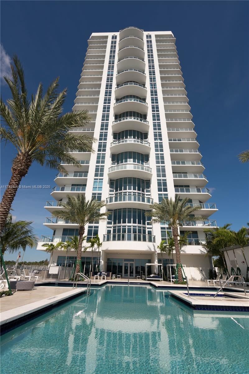 MARINA PALMS RESIDENCES N - Residential
