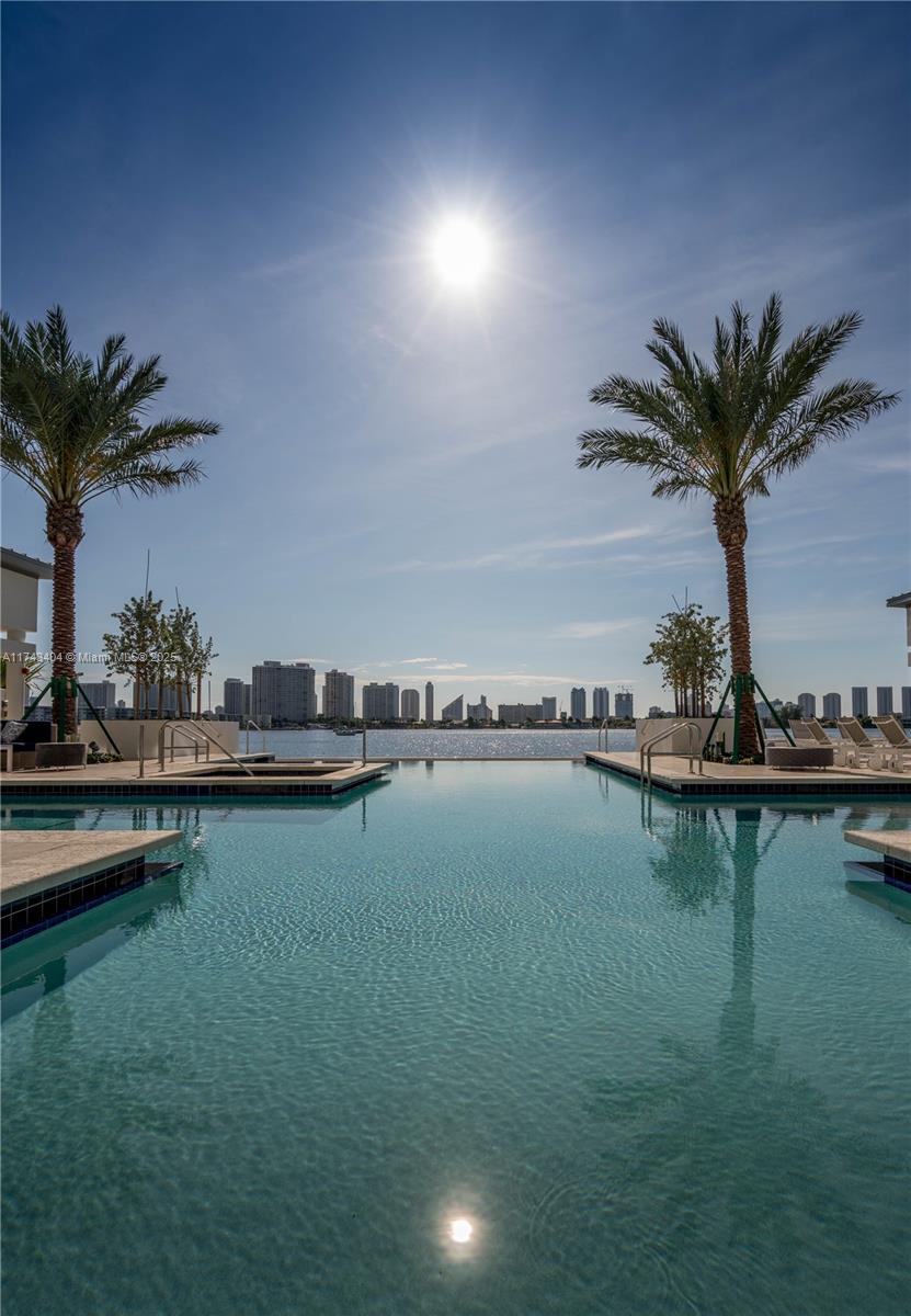 MARINA PALMS RESIDENCES N - Residential