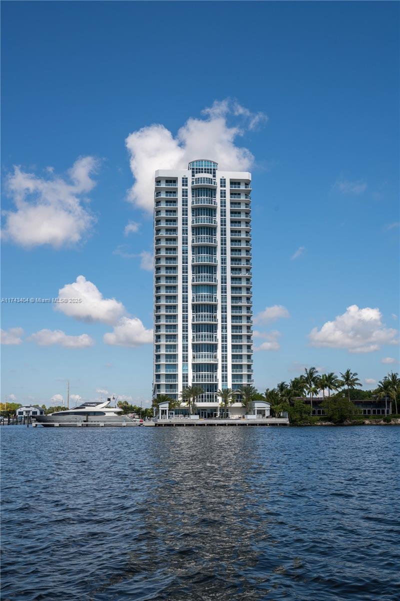 MARINA PALMS RESIDENCES N - Residential