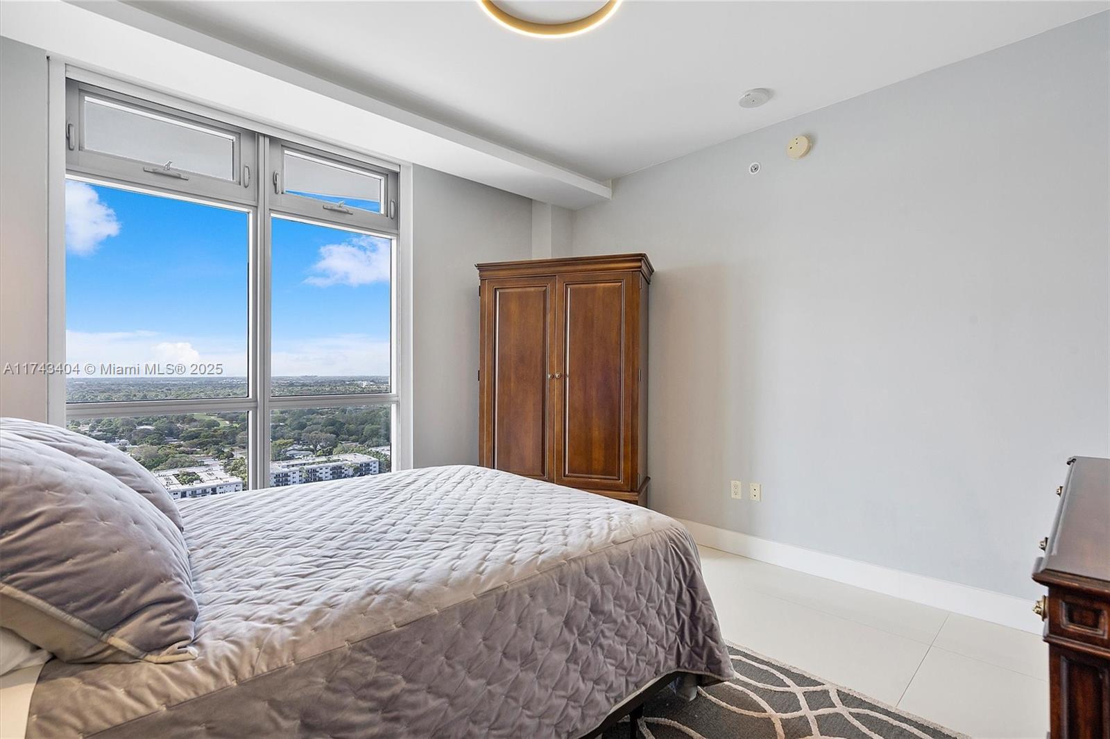 MARINA PALMS RESIDENCES N - Residential