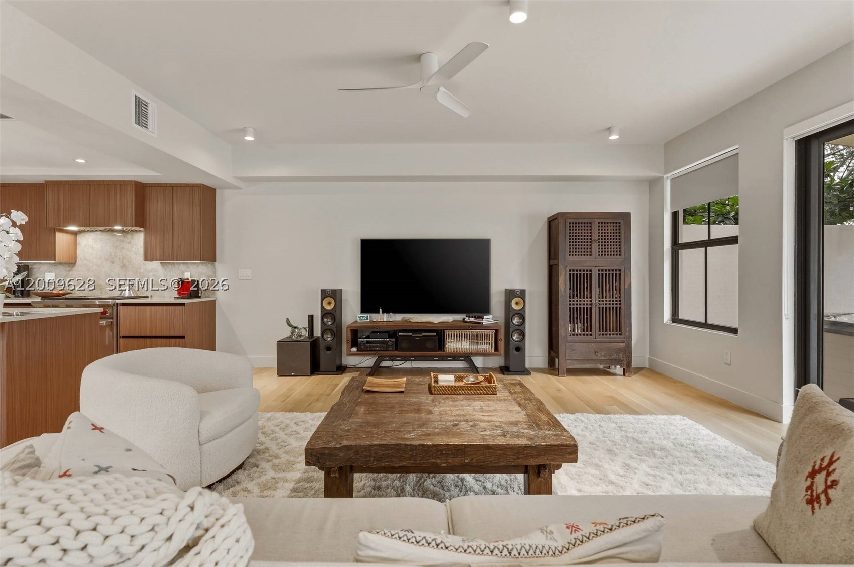 GROVE ENCLAVE CONDO - Residential