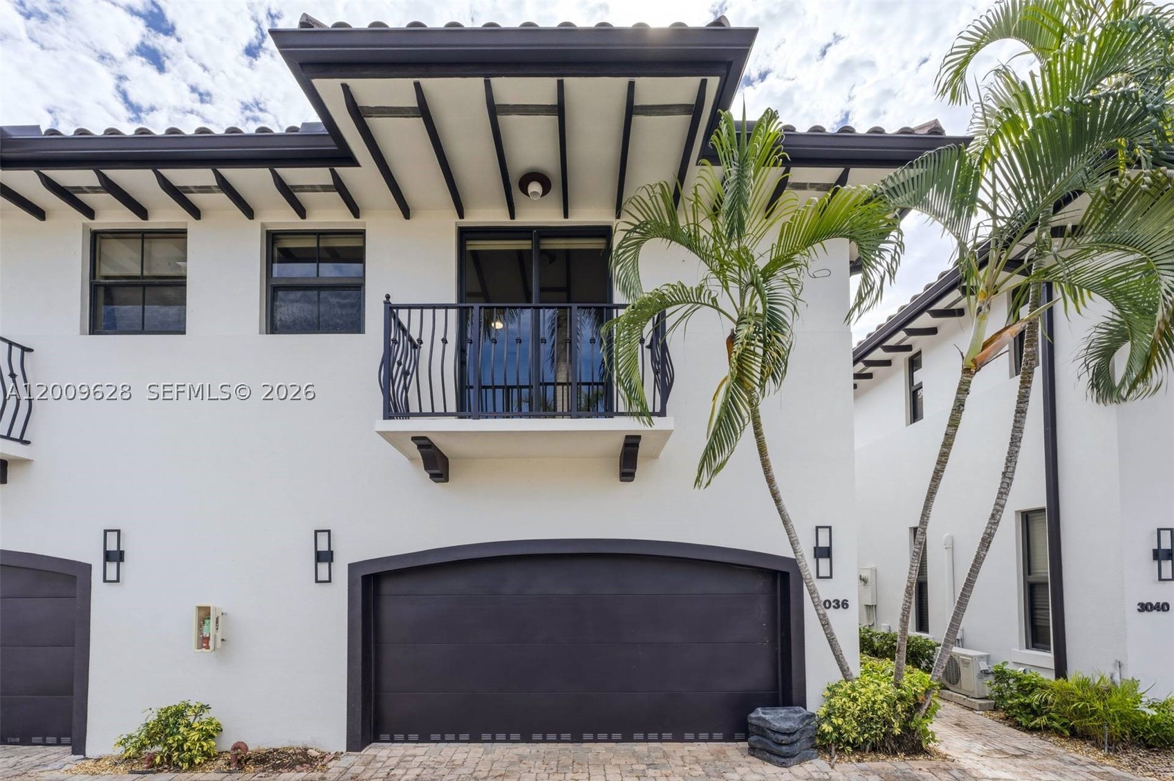 GROVE ENCLAVE CONDO - Residential