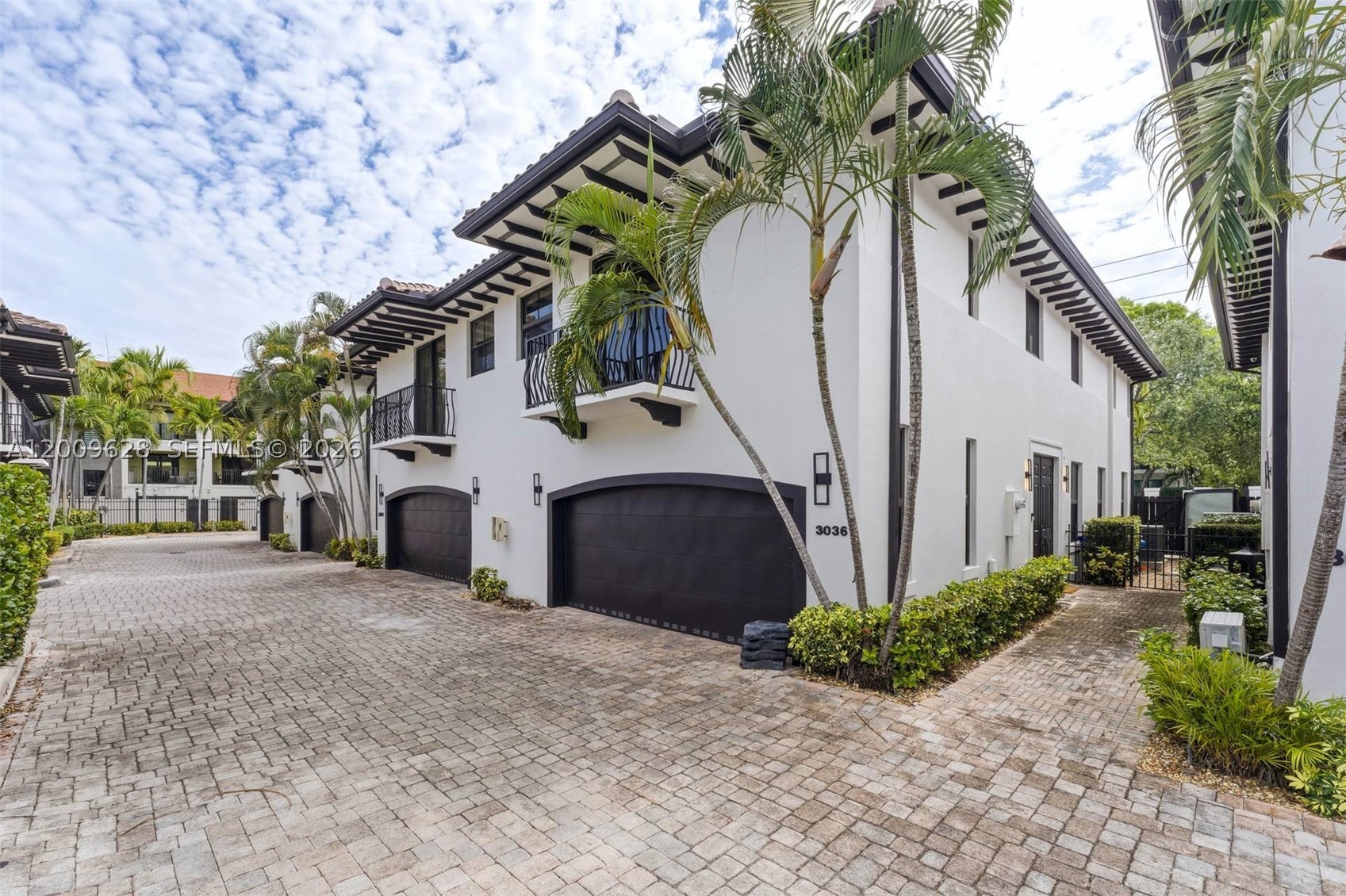 GROVE ENCLAVE CONDO - Residential