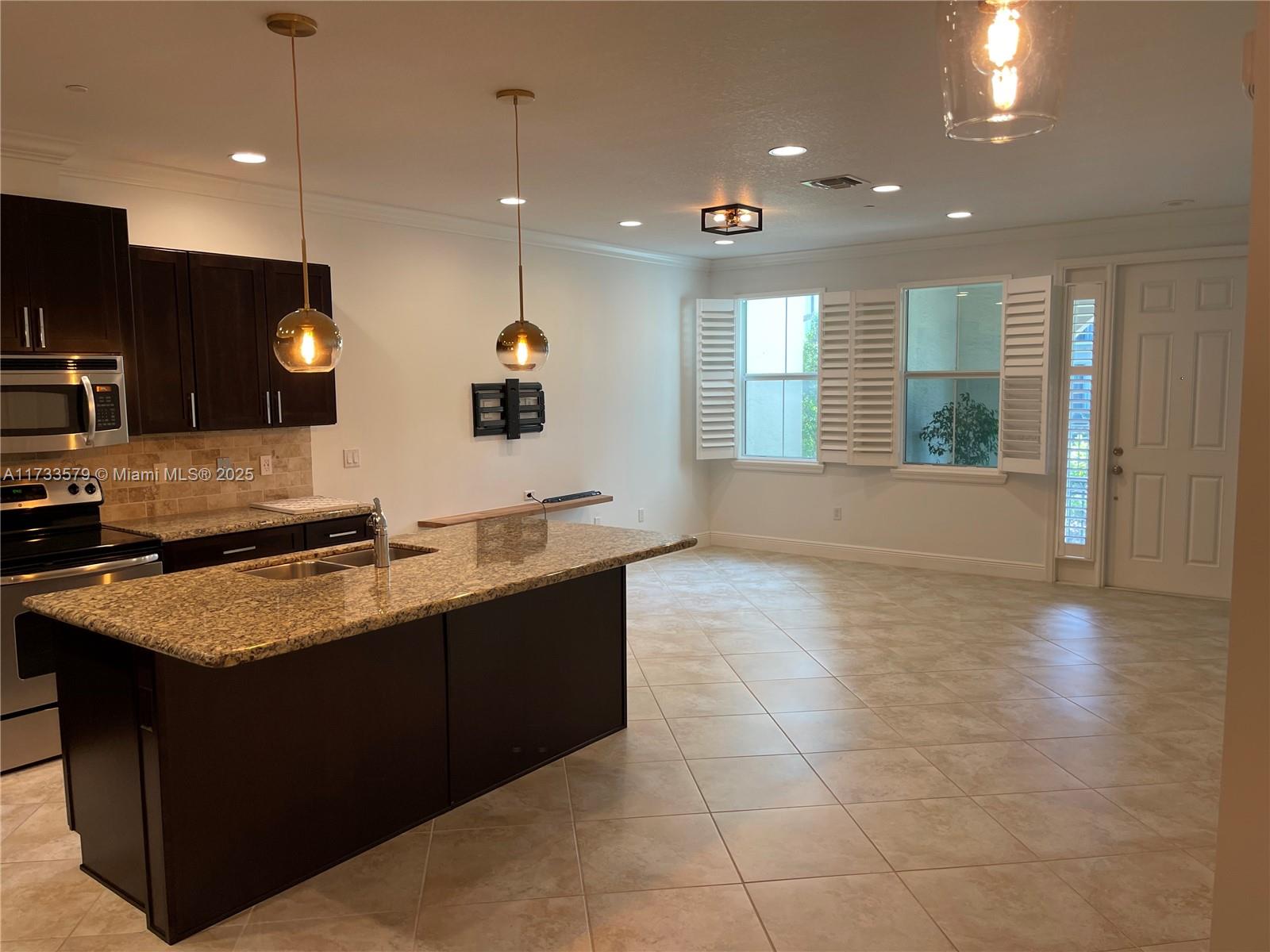 MONTERRA PLAT - Residential Lease