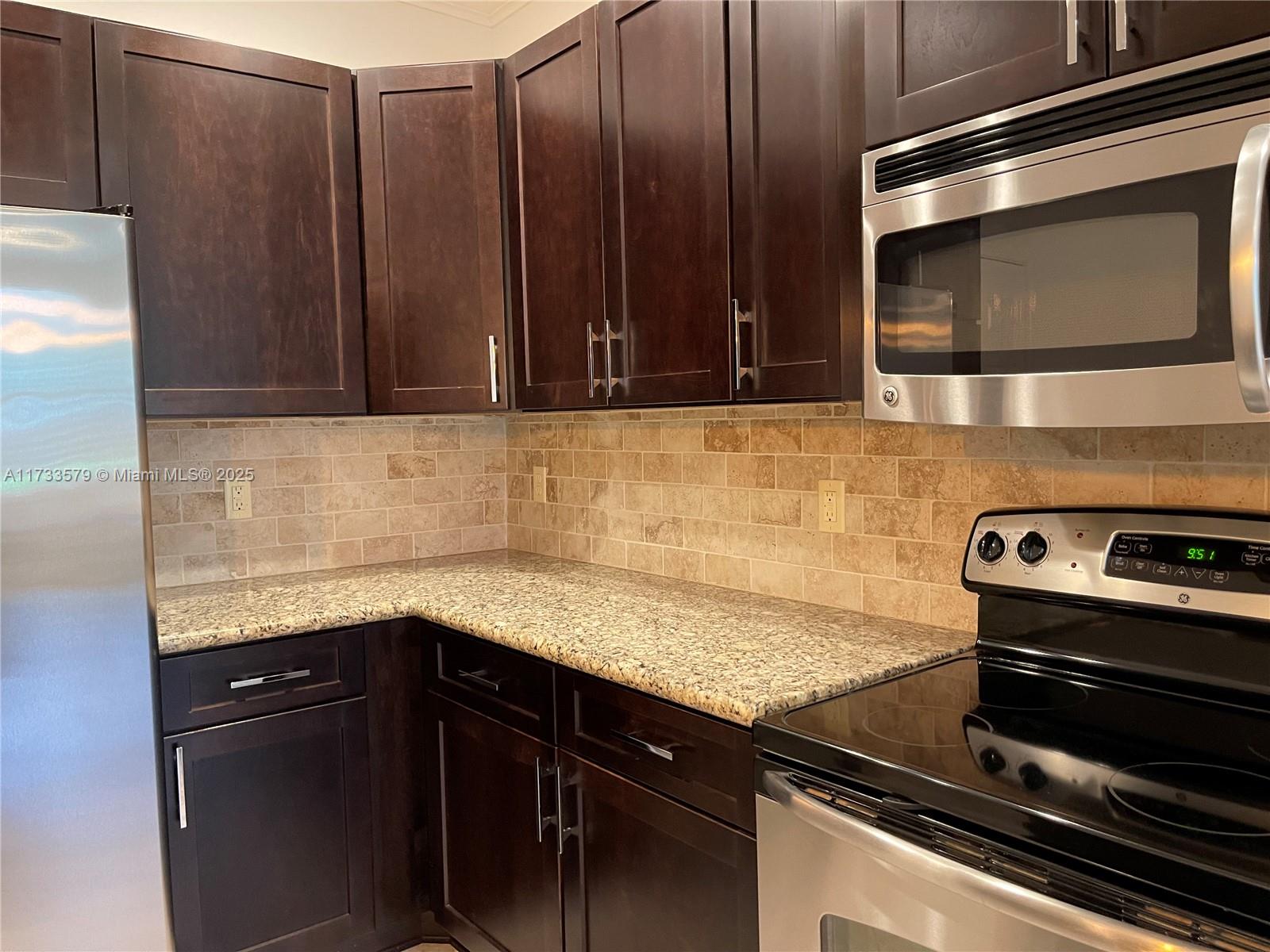 MONTERRA PLAT - Residential Lease