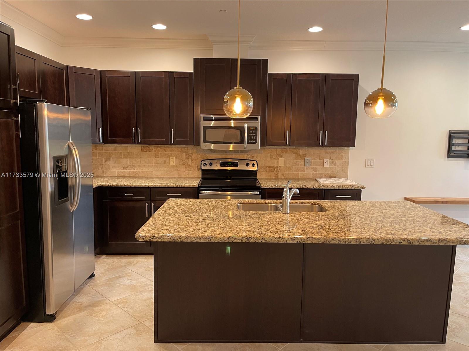 MONTERRA PLAT - Residential Lease
