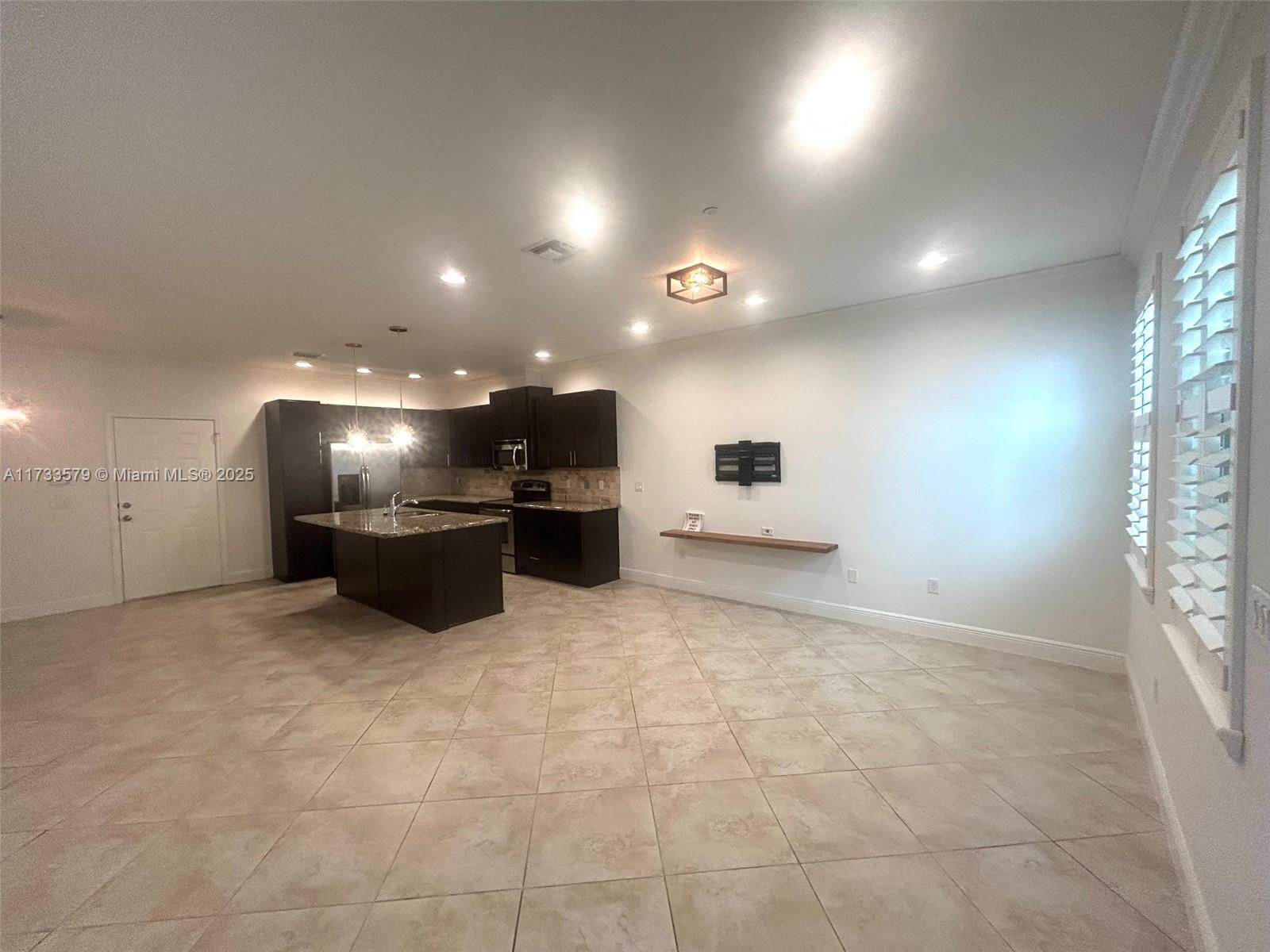 MONTERRA PLAT - Residential Lease