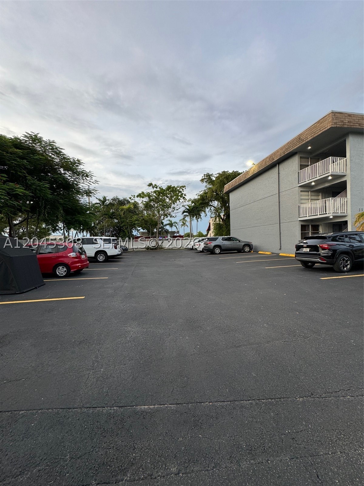 AGUA DULCE CONDO - Residential