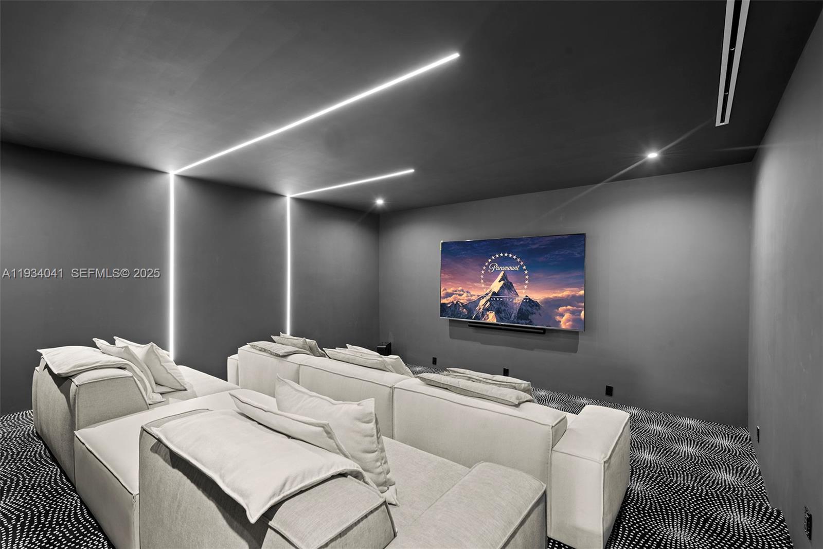 EASTERN SHORES 1ST ADDN - Residential