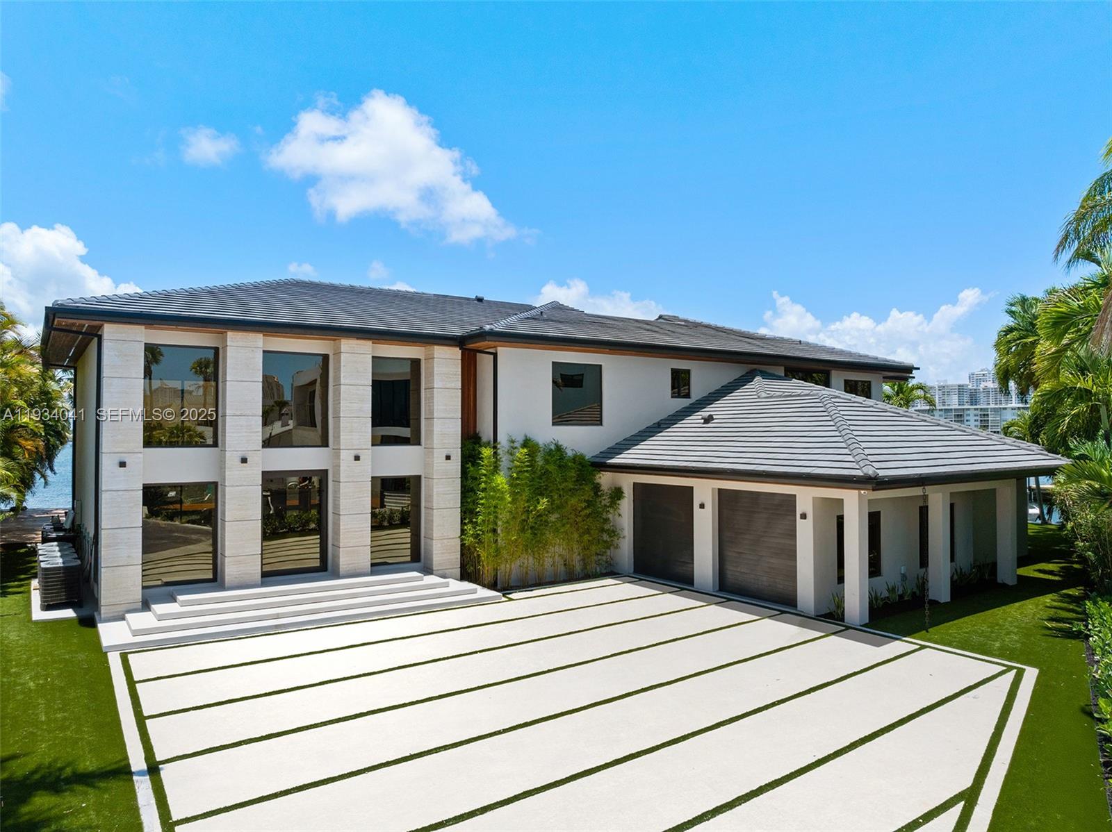 EASTERN SHORES 1ST ADDN - Residential