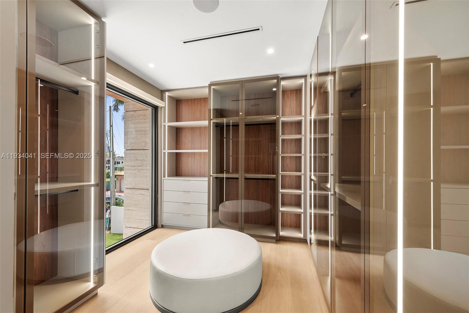 EASTERN SHORES 1ST ADDN - Residential