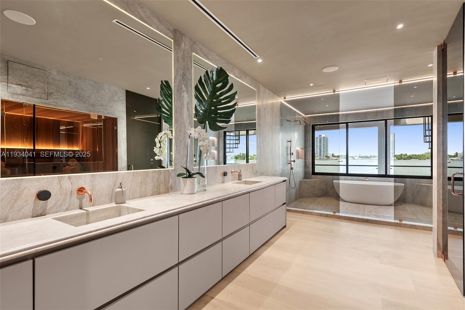 EASTERN SHORES 1ST ADDN - Residential