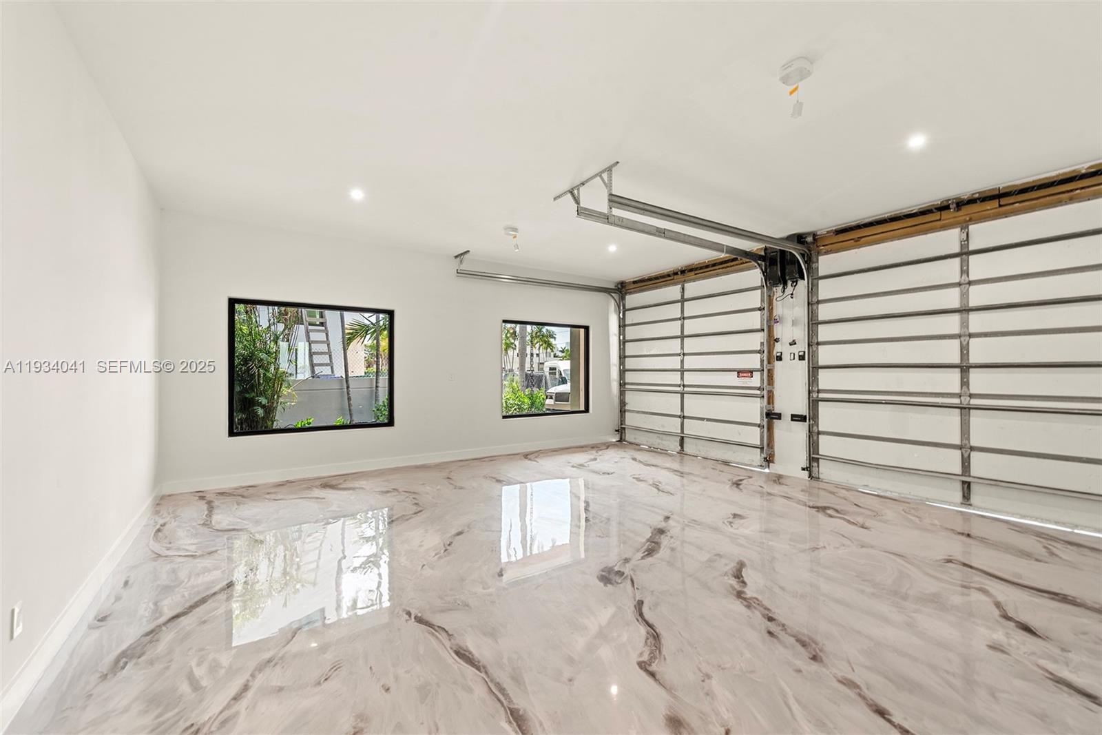 EASTERN SHORES 1ST ADDN - Residential