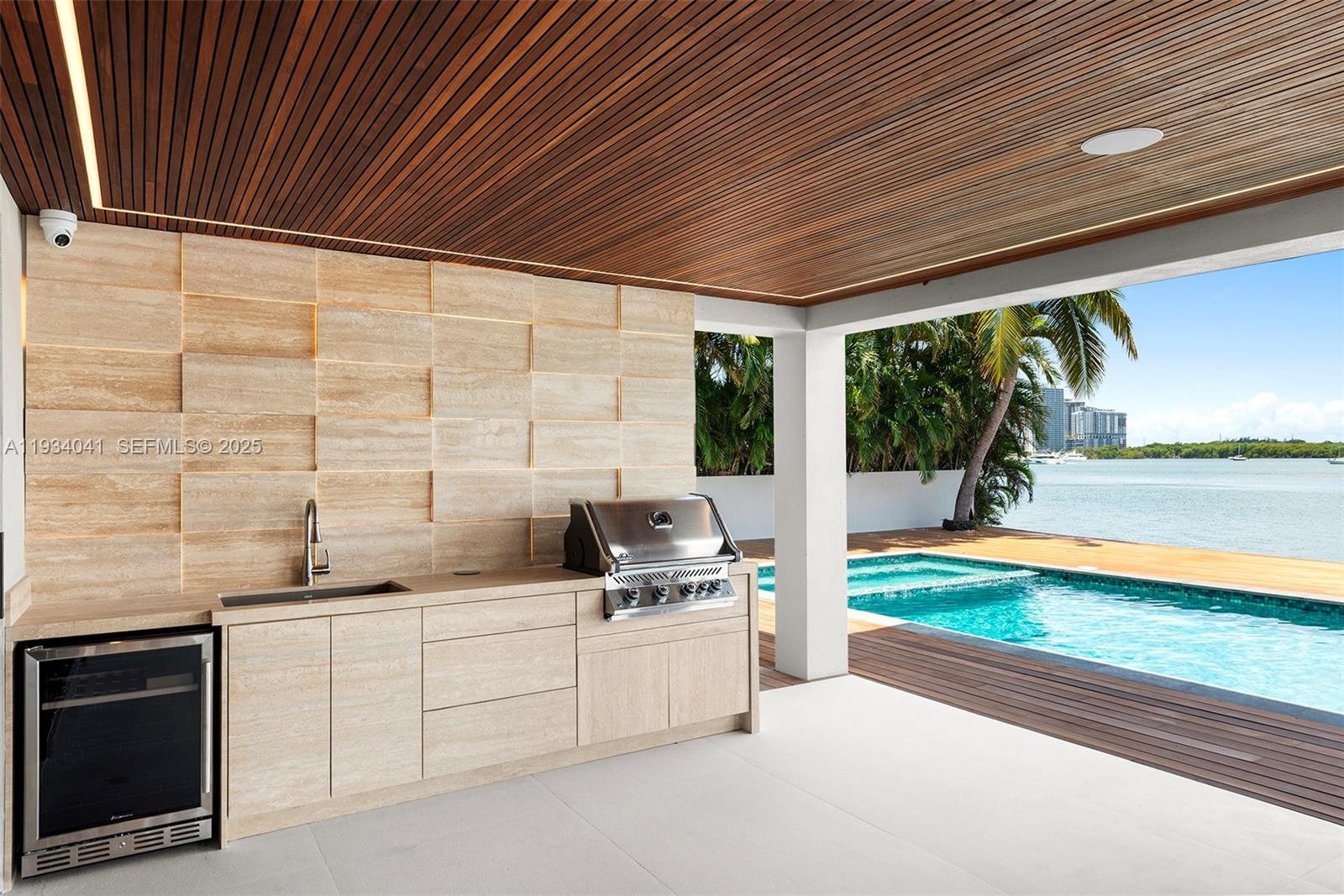 EASTERN SHORES 1ST ADDN - Residential