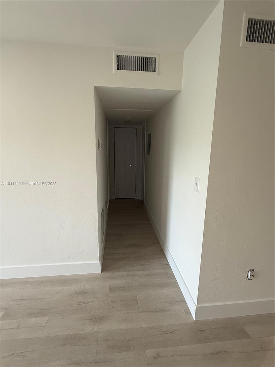 ROYAL CARIBBEAN CLUB COND - Residential Lease