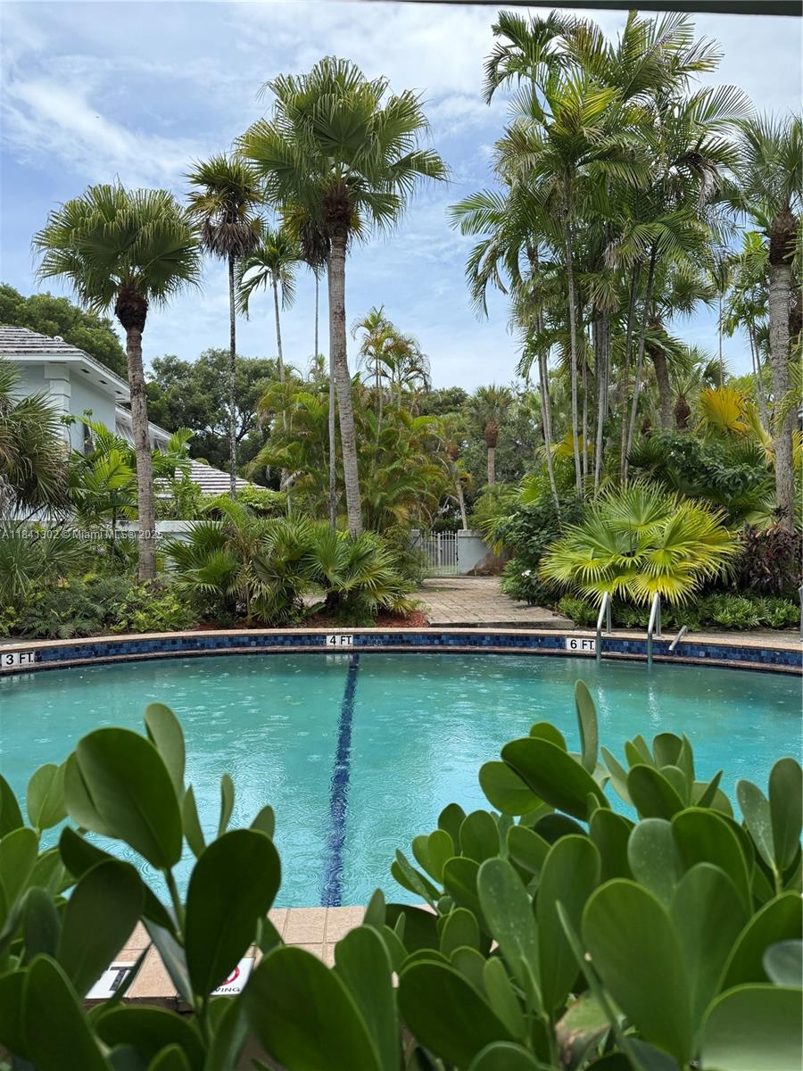 ROYAL CARIBBEAN CLUB COND - Residential Lease