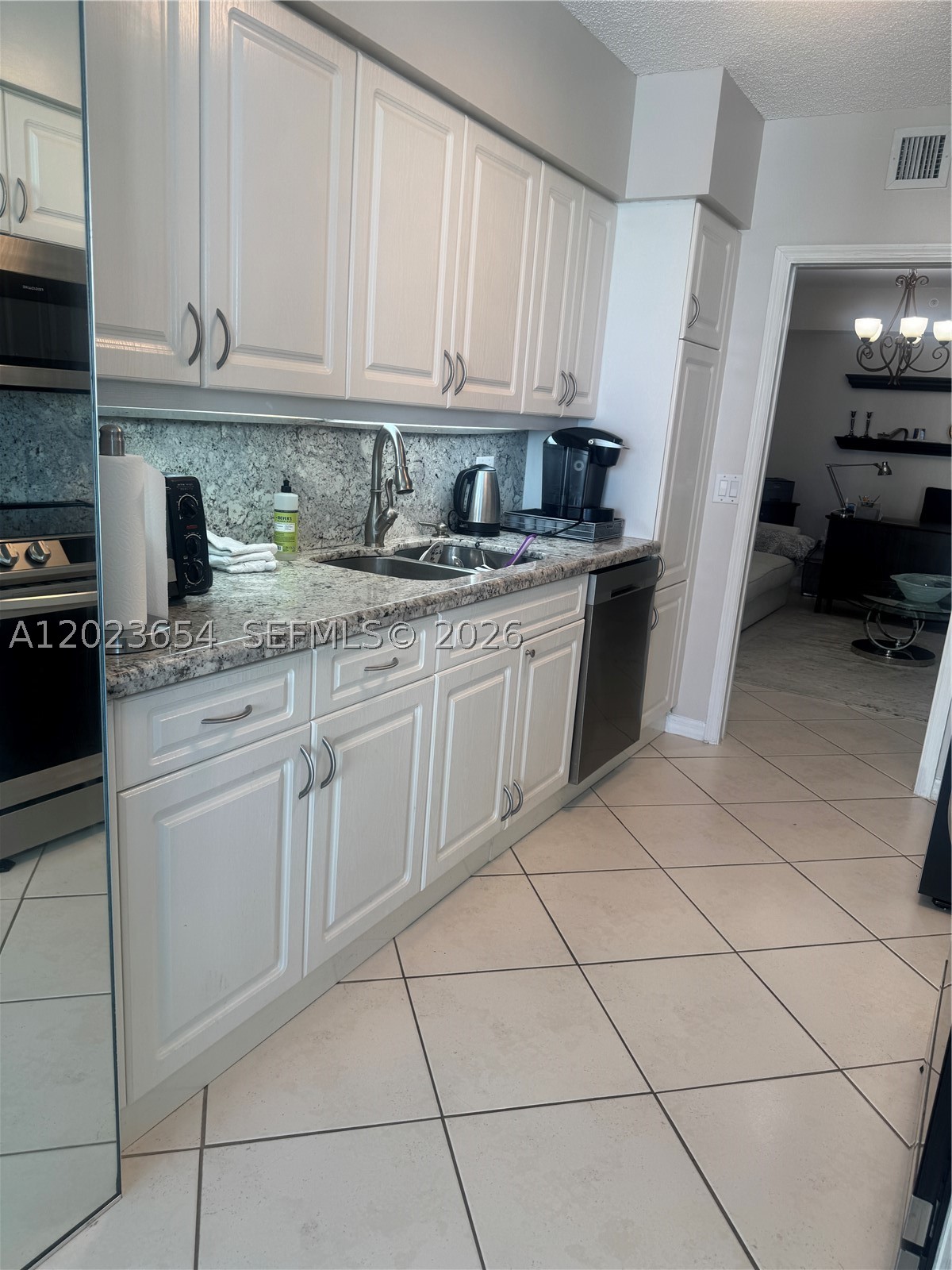 OCEANIA IV CONDO - Residential