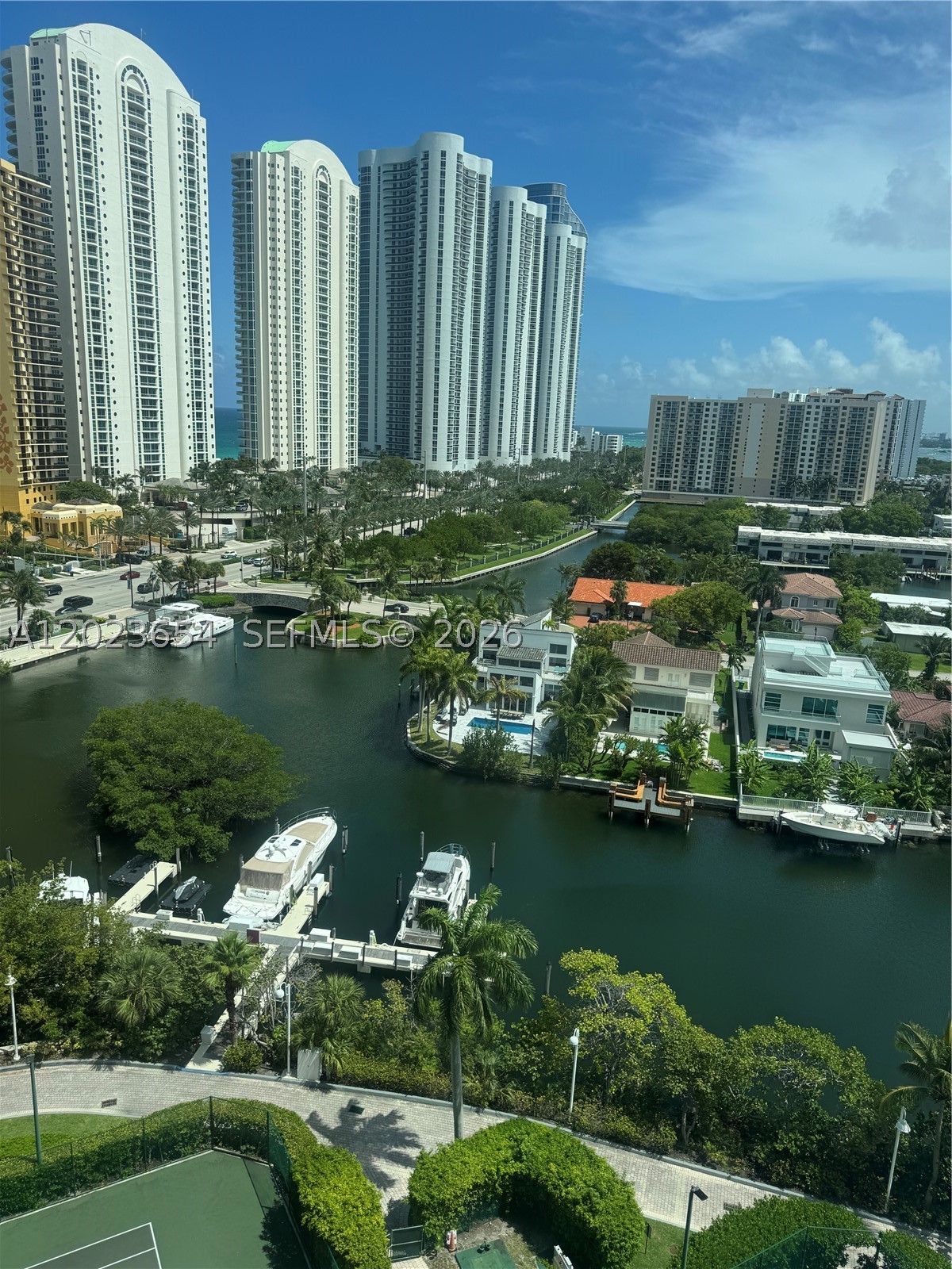 OCEANIA IV CONDO - Residential