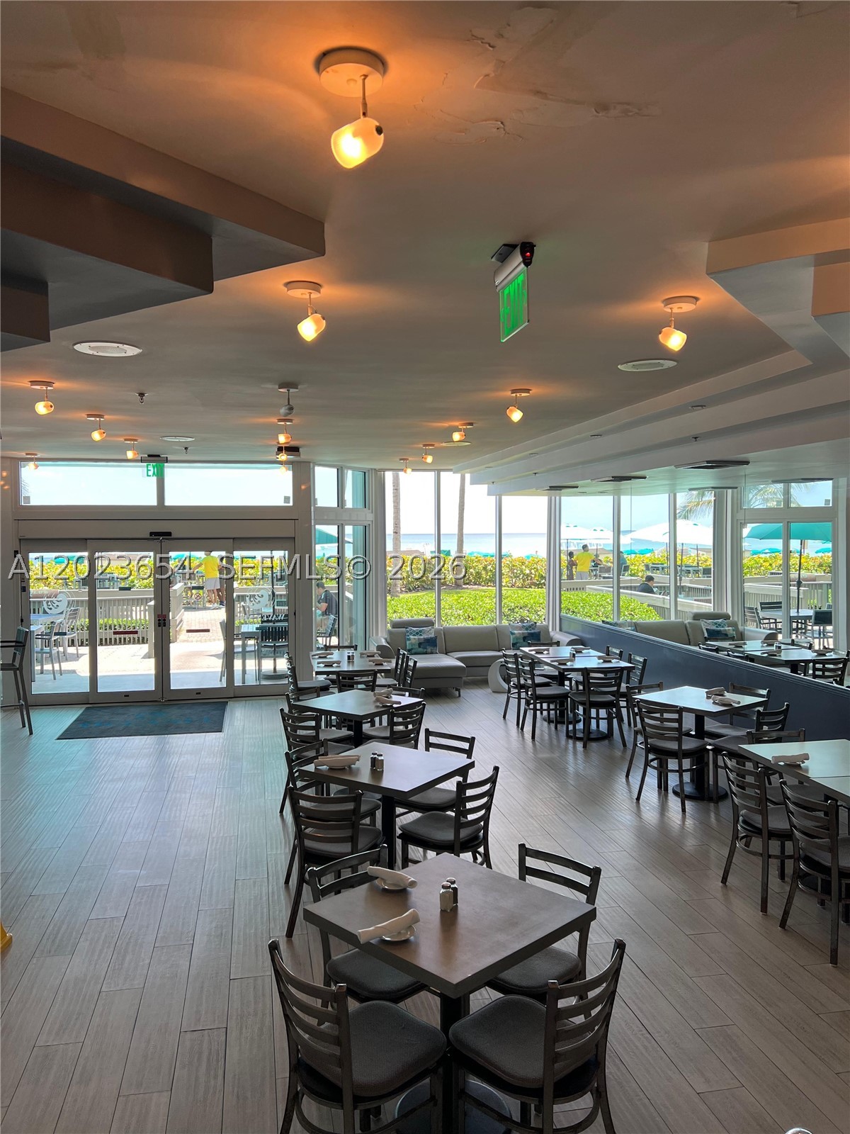 OCEANIA IV CONDO - Residential