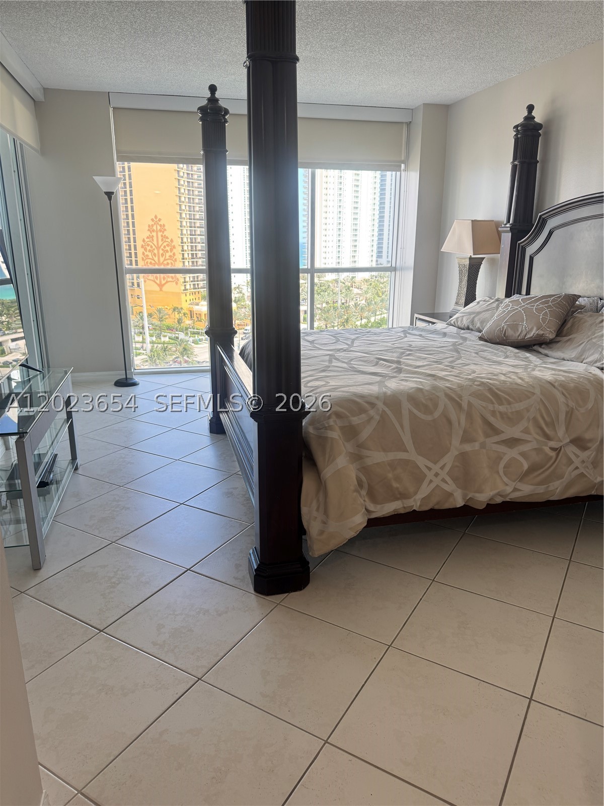 OCEANIA IV CONDO - Residential
