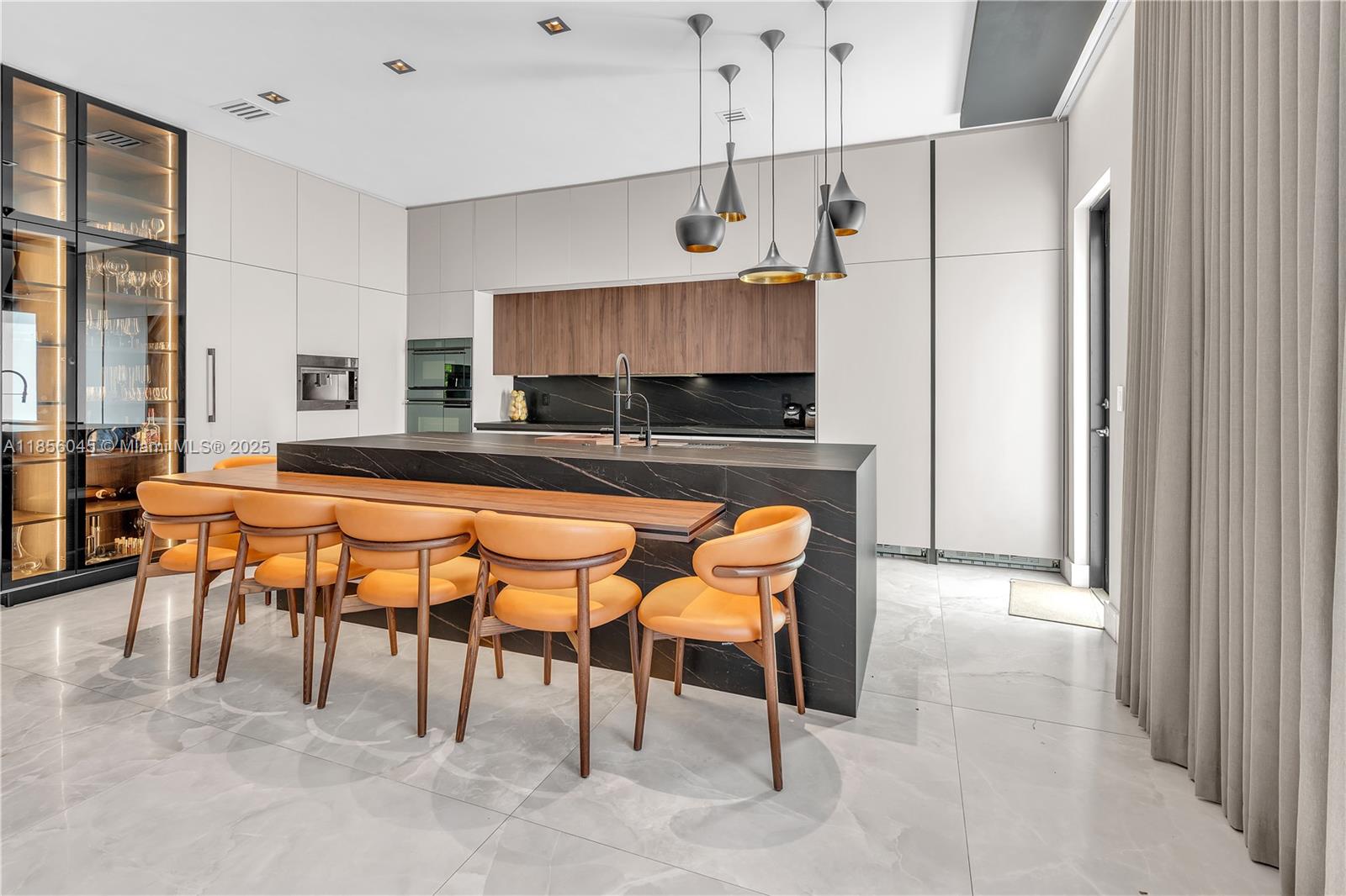 TUSCAN ISLES - Residential