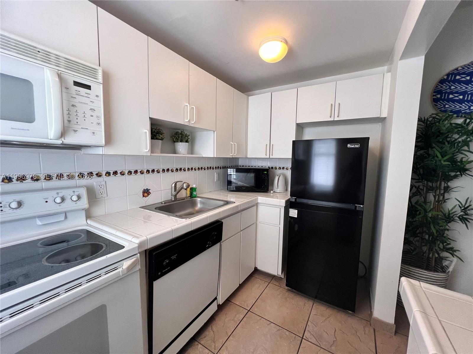 918 Ocean Condo - Residential