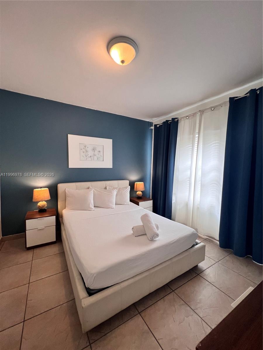 918 Ocean Condo - Residential