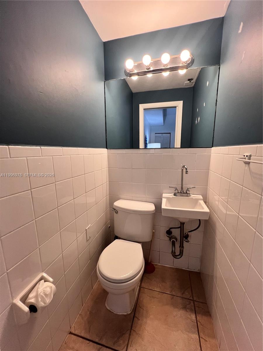 918 Ocean Condo - Residential