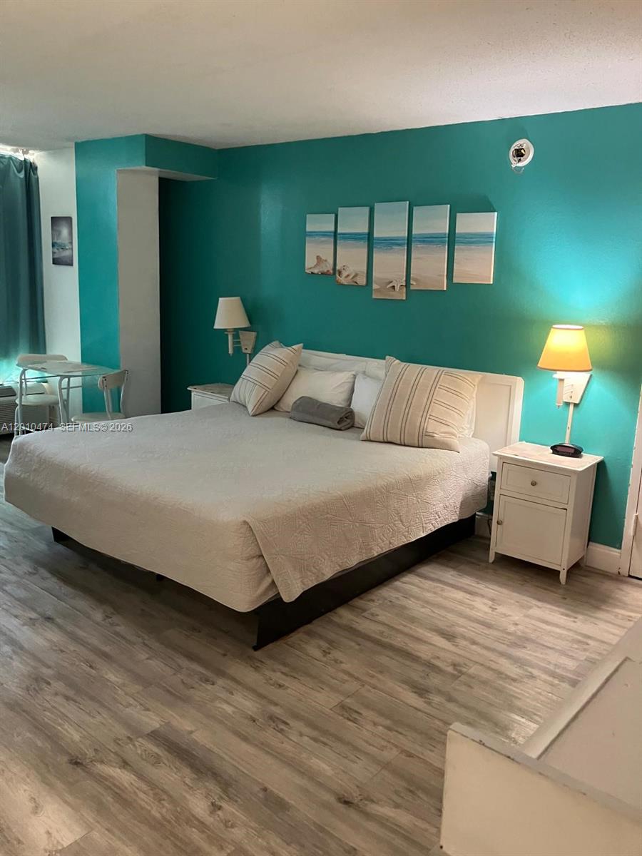 OCEANSIDE INN - Residential