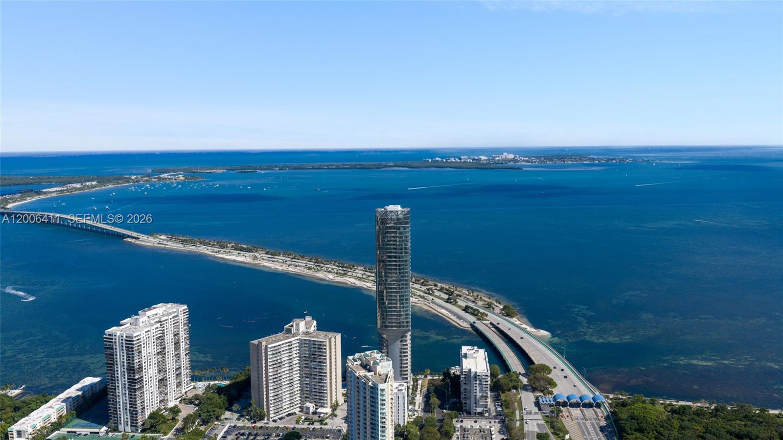 UNA RESIDENCES - Residential