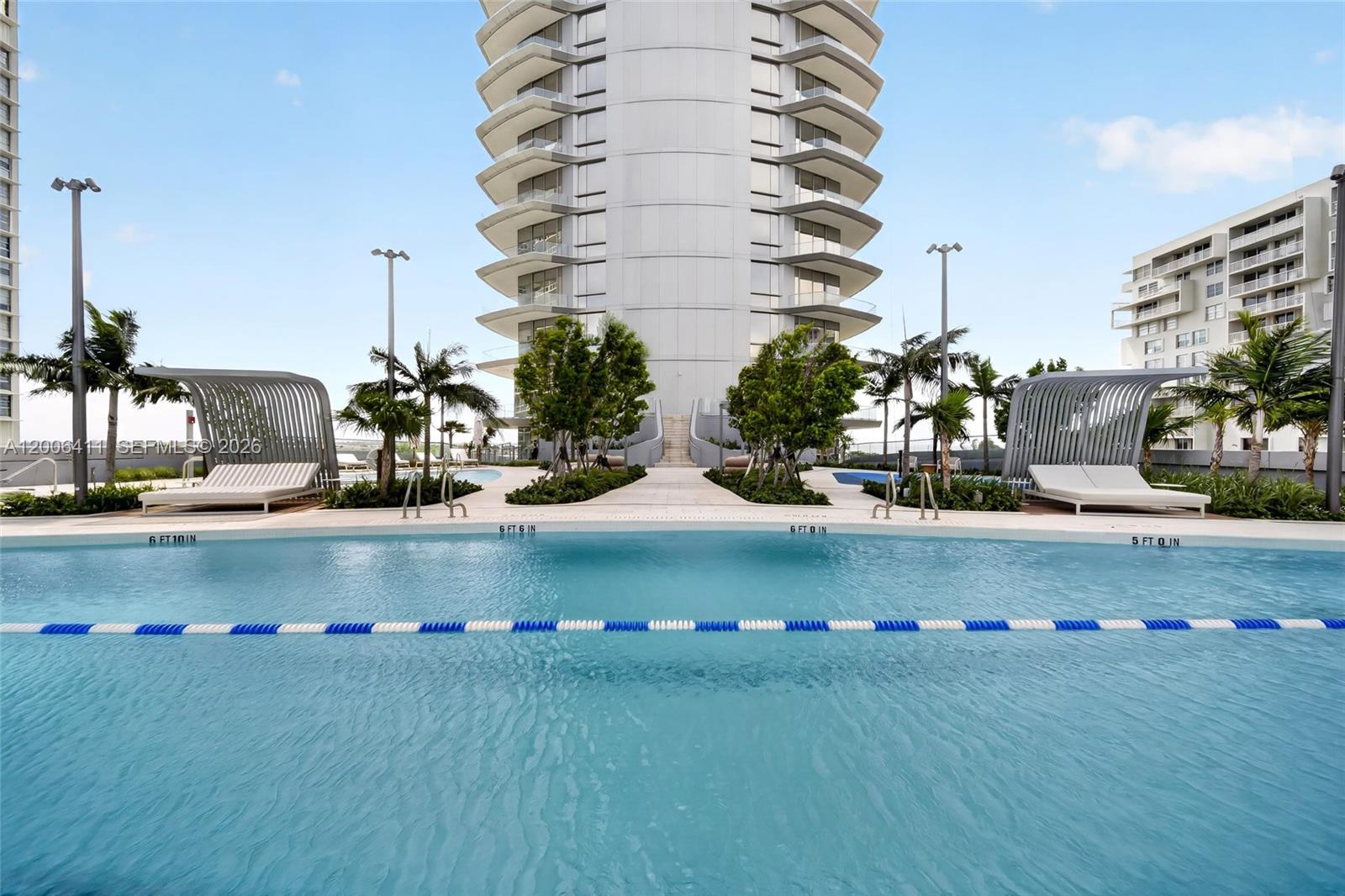 UNA RESIDENCES - Residential
