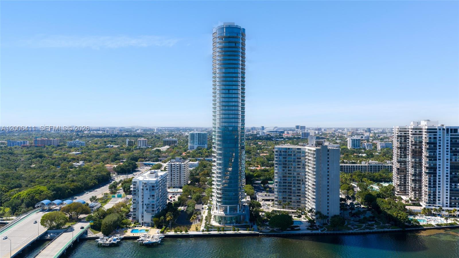 UNA RESIDENCES - Residential
