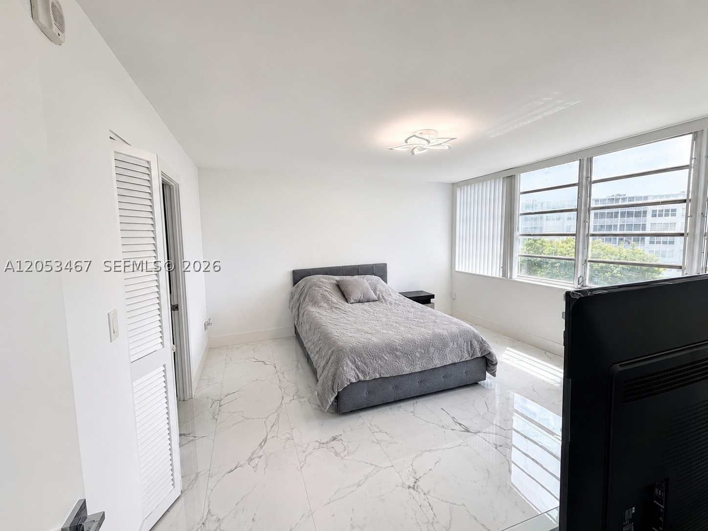 JADE WINDS GROUP-DAISY GA - Residential