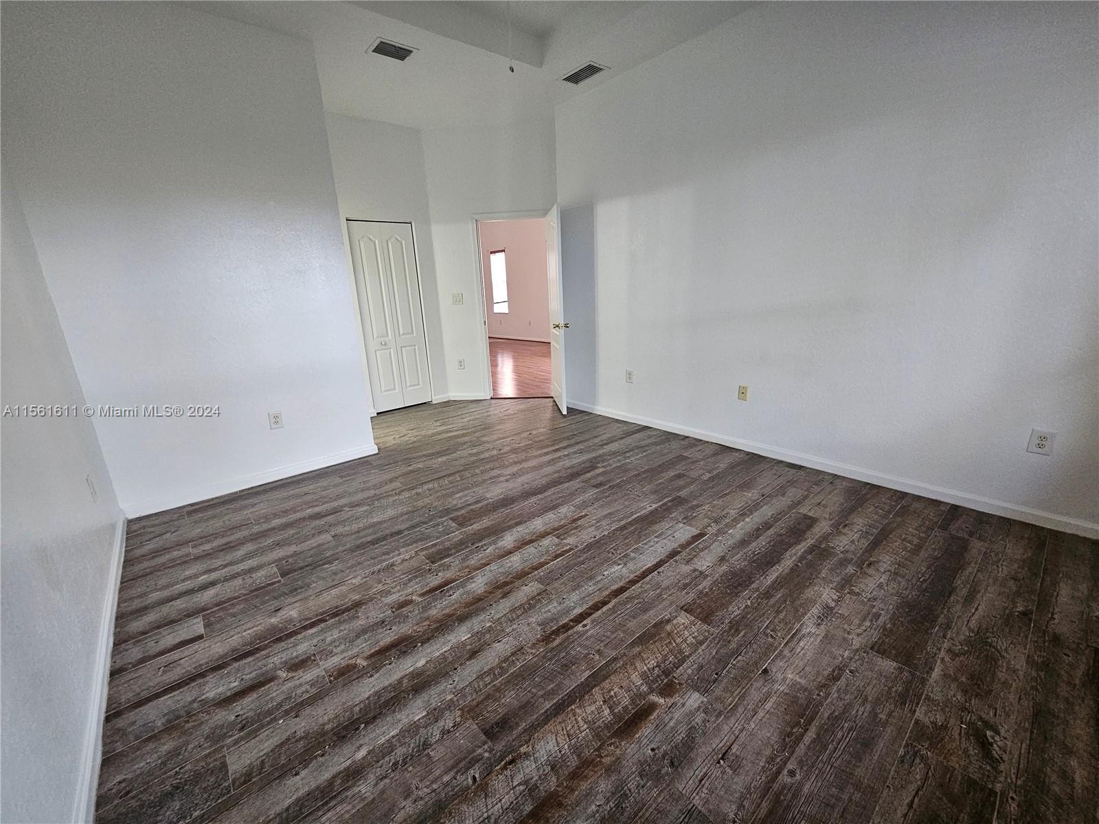 PORTOFINO PALMS - Residential Lease