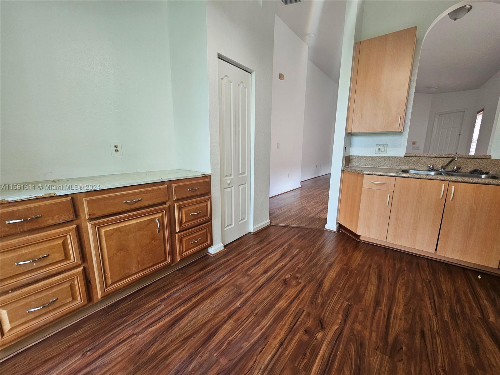 PORTOFINO PALMS - Residential Lease
