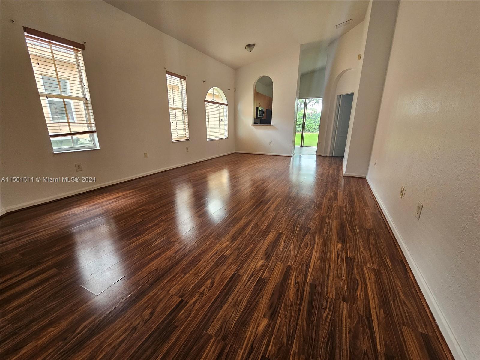 PORTOFINO PALMS - Residential Lease