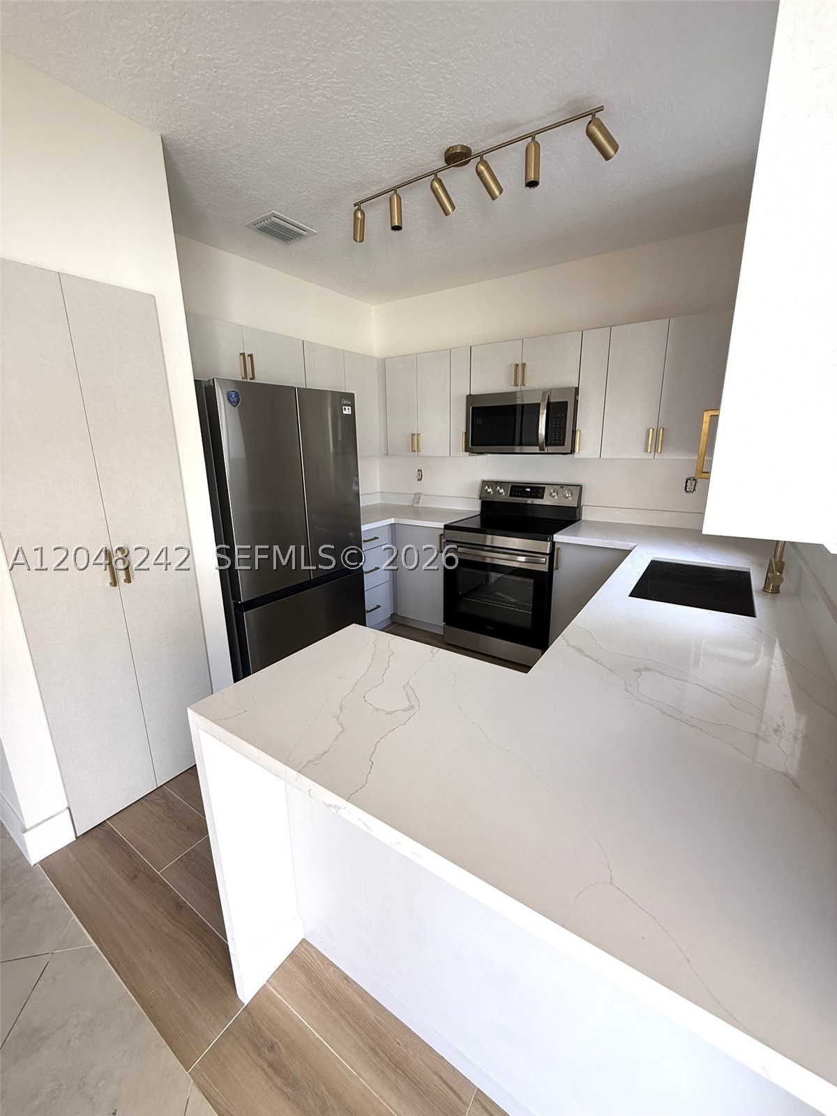 POD 14 AT MONARCH LAKES - Residential