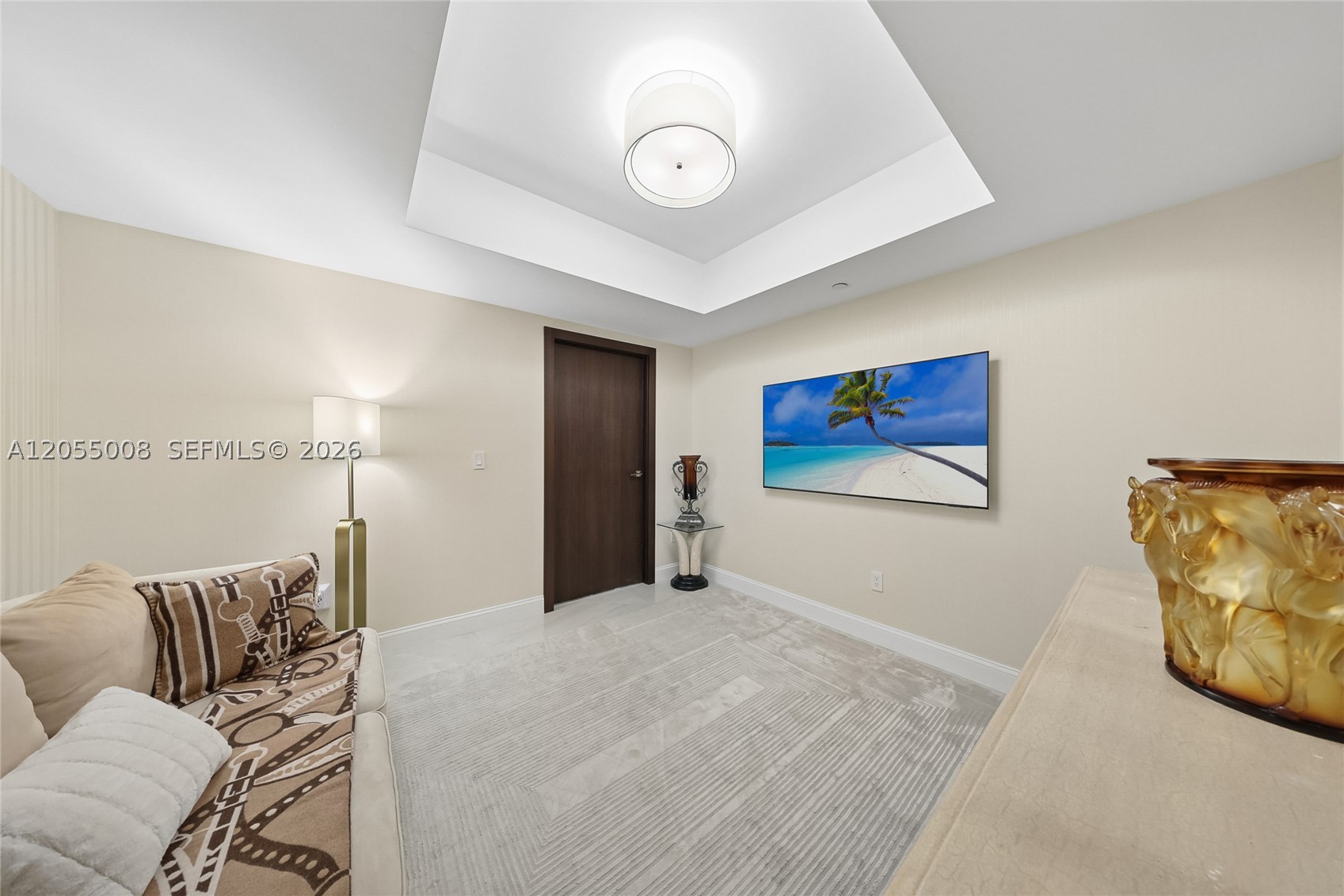 THE PENINSULA II CONDO - Residential