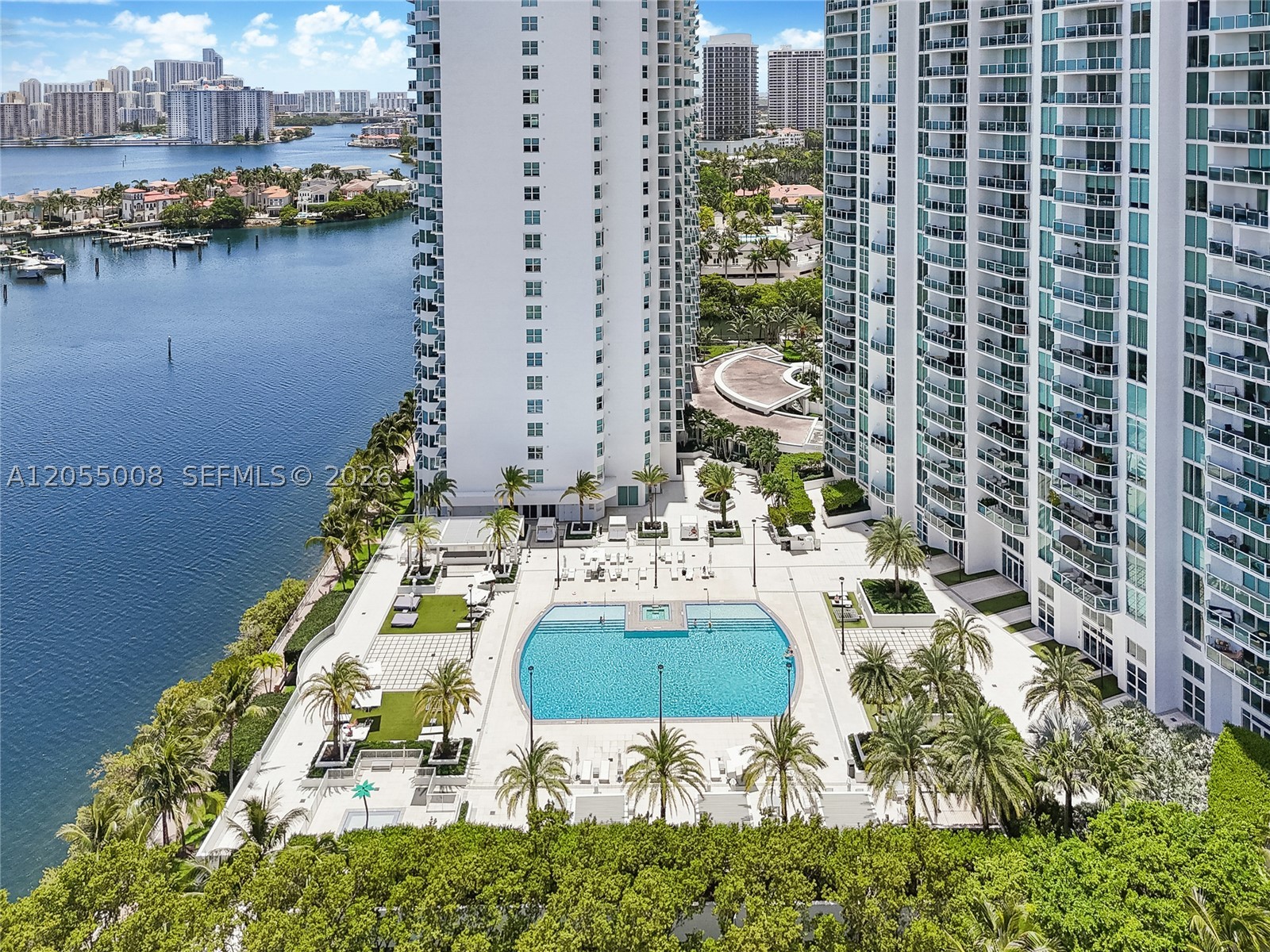 THE PENINSULA II CONDO - Residential