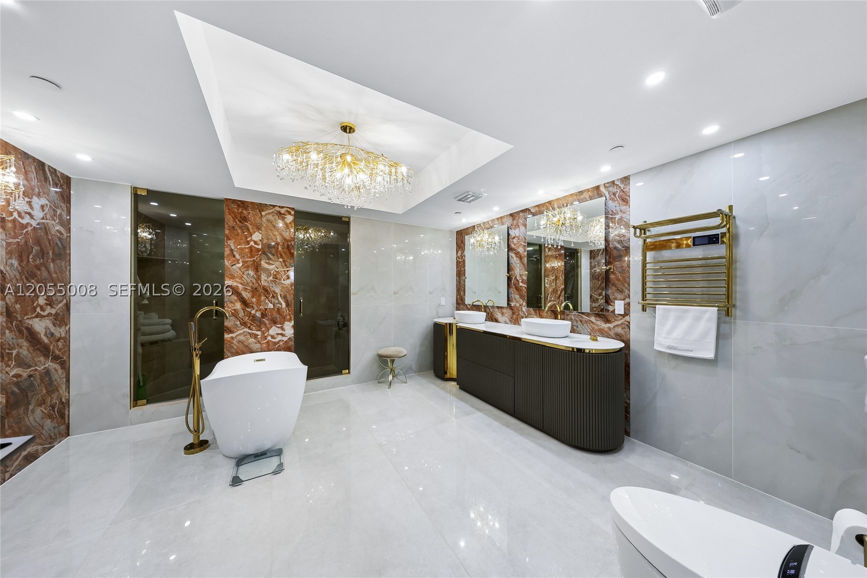 THE PENINSULA II CONDO - Residential