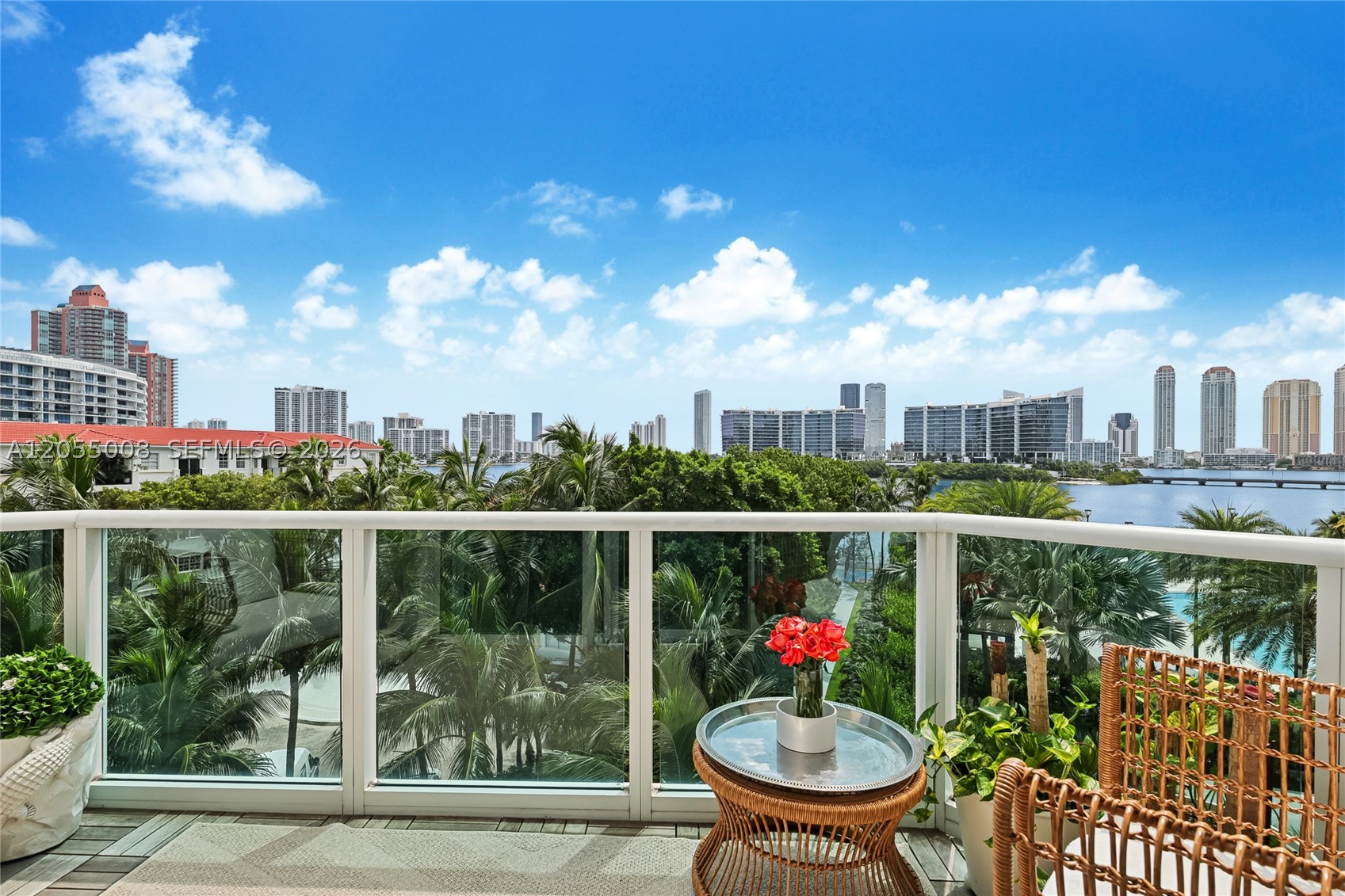 THE PENINSULA II CONDO - Residential