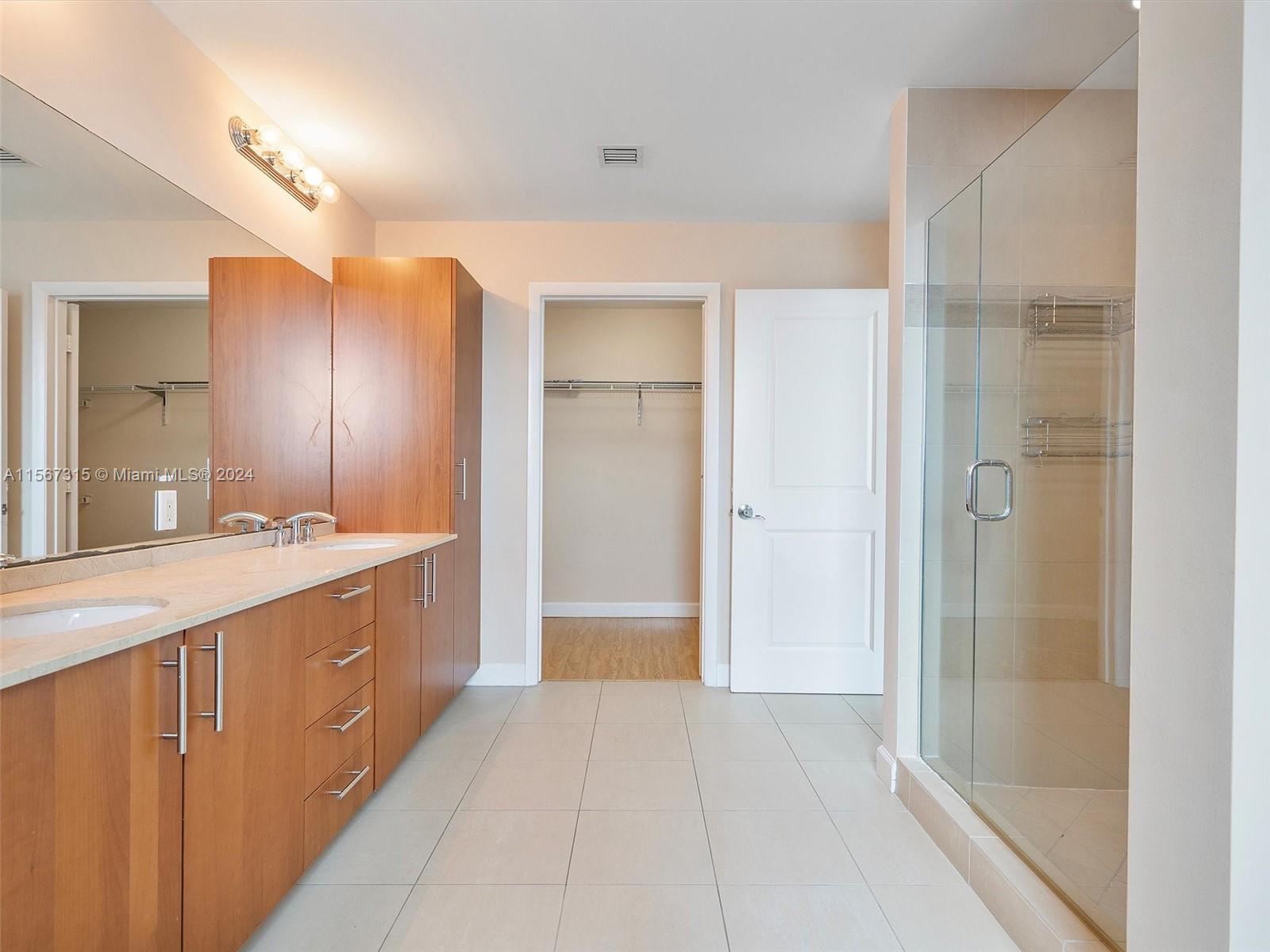 OCEAN MARINE YACHT CLUB C - Residential