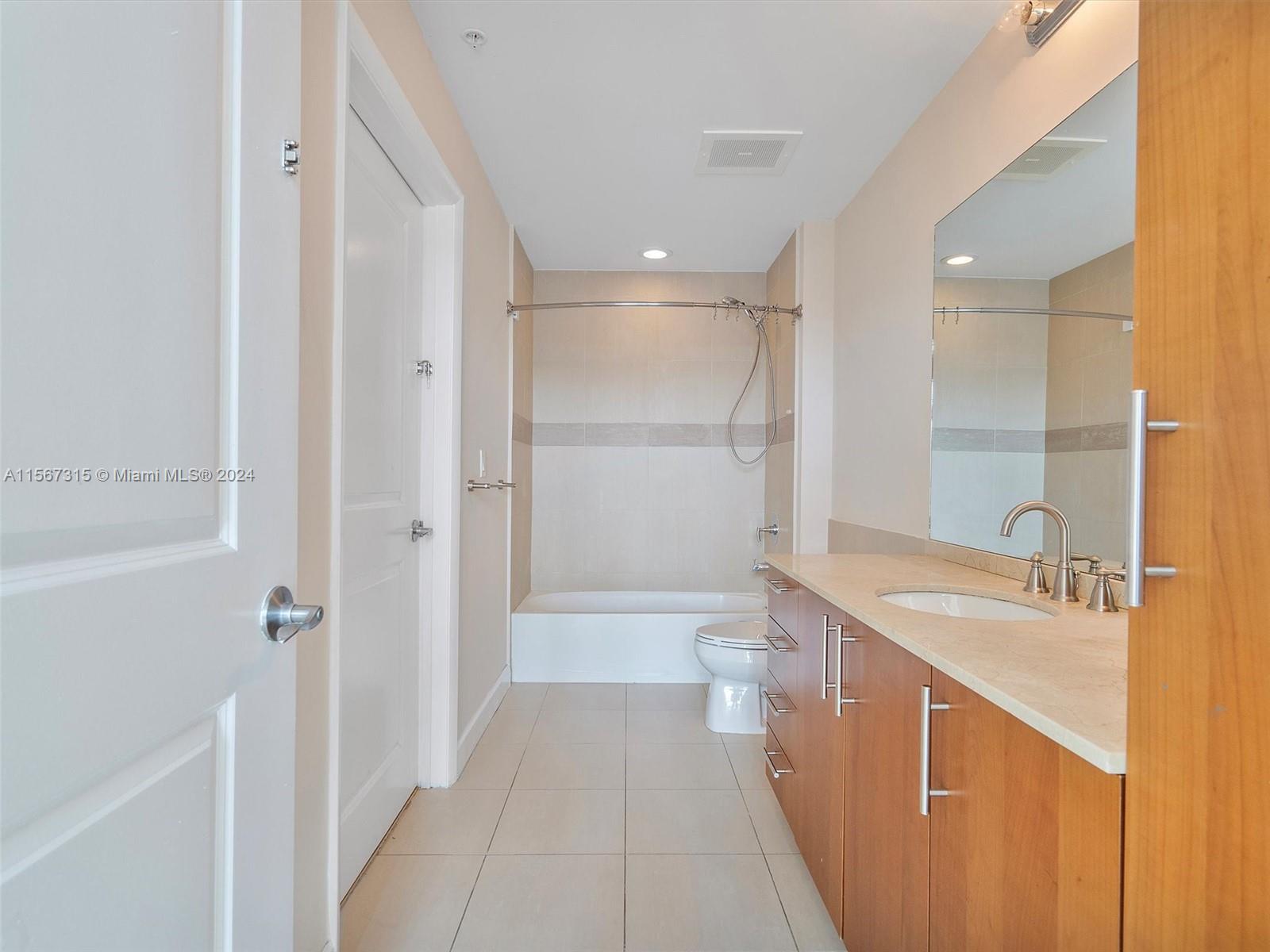 OCEAN MARINE YACHT CLUB C - Residential