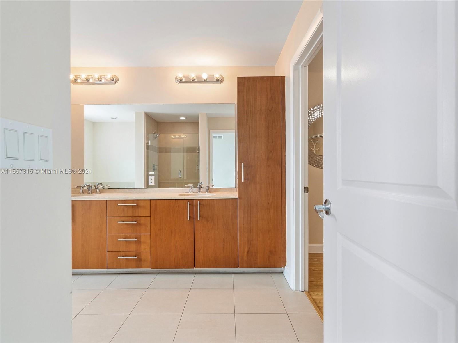 OCEAN MARINE YACHT CLUB C - Residential