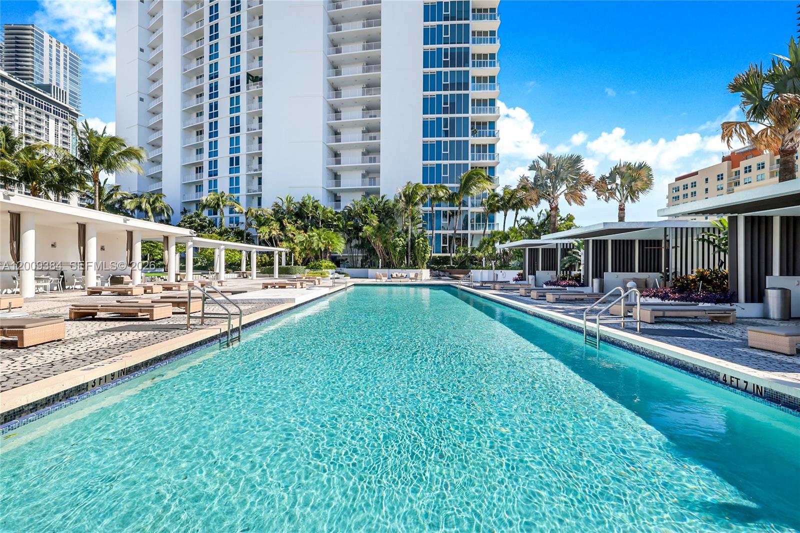 PARAMOUNT BAY CONDO - Residential