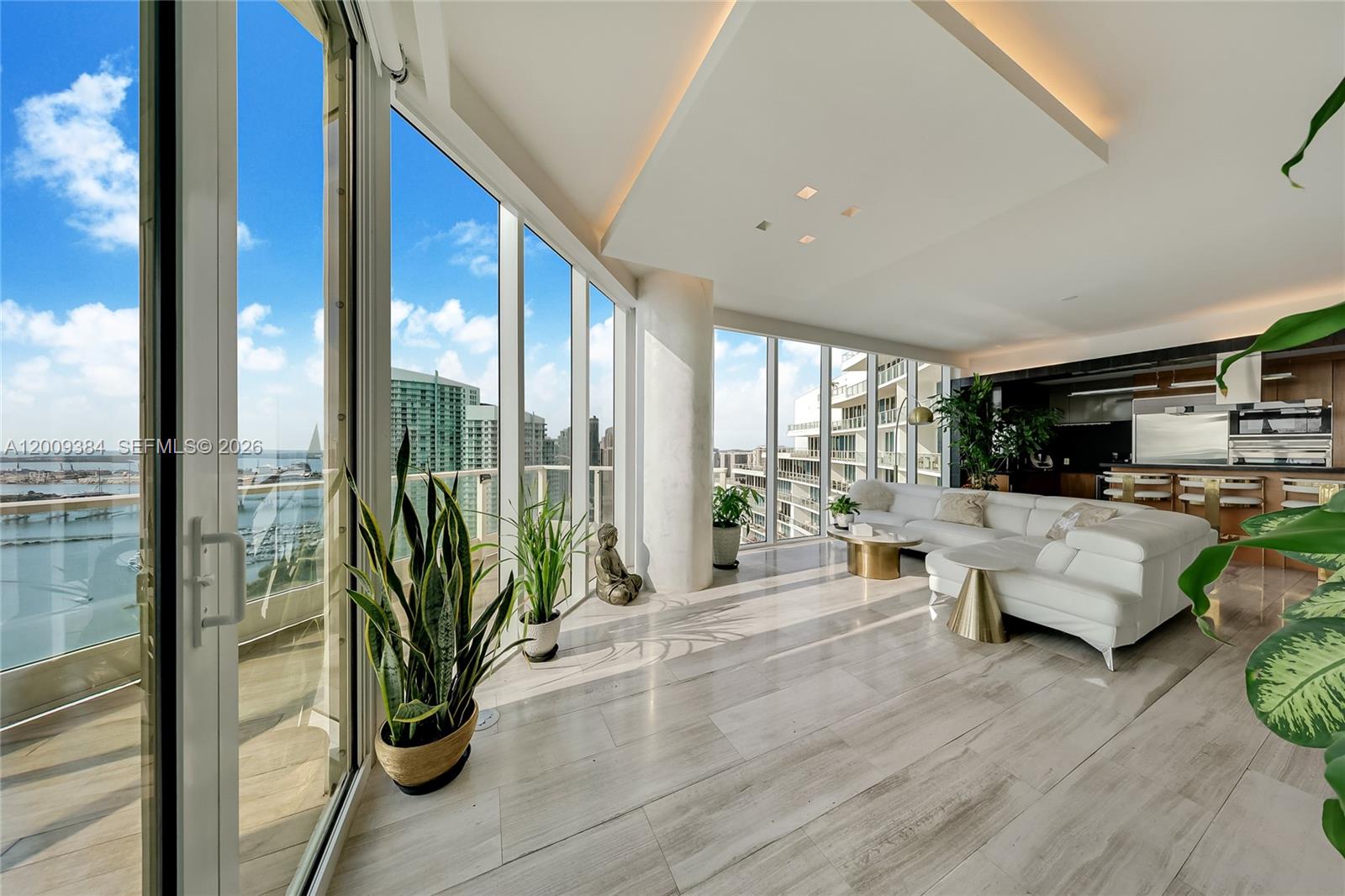 PARAMOUNT BAY CONDO - Residential