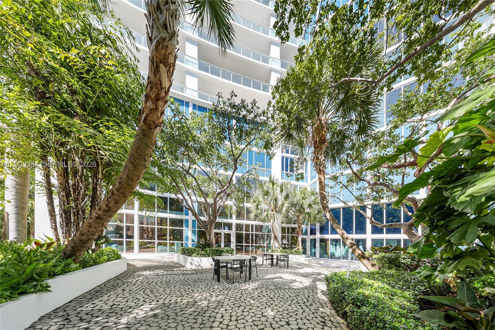 PARAMOUNT BAY CONDO - Residential